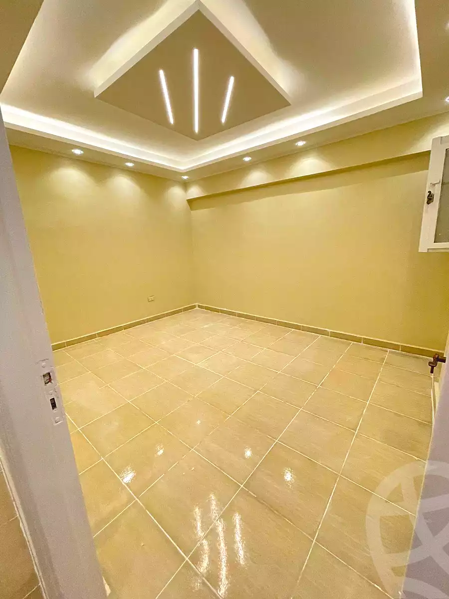 https://aqarmap.com.eg/ar/listing/6830600-for-sale-alexandria-sydy-bshr-sydy-bshr-bhry-gamal-abd-el-nasir-st