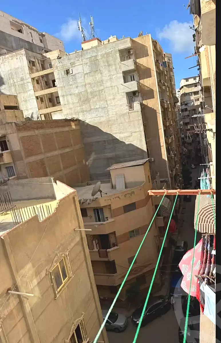 https://aqarmap.com.eg/en/listing/6830800-for-sale-alexandria-ganaklis-shr-bw-qyr-tryq-lhry