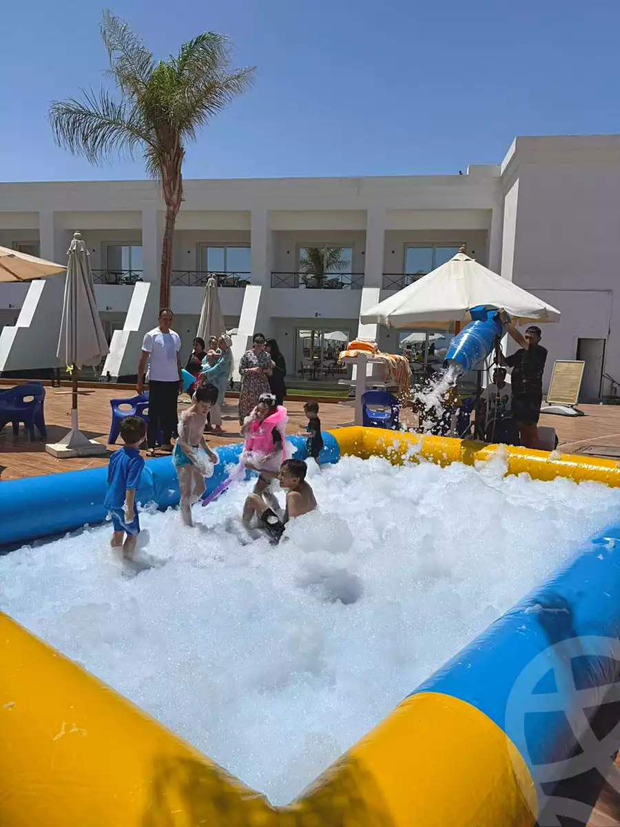 https://aqarmap.com.eg/ar/listing/6830934-for-sale-ain-elsokhna-resorts-hyfyn-bytsh-grb-lkhlyj-lltnmy-l-mrny