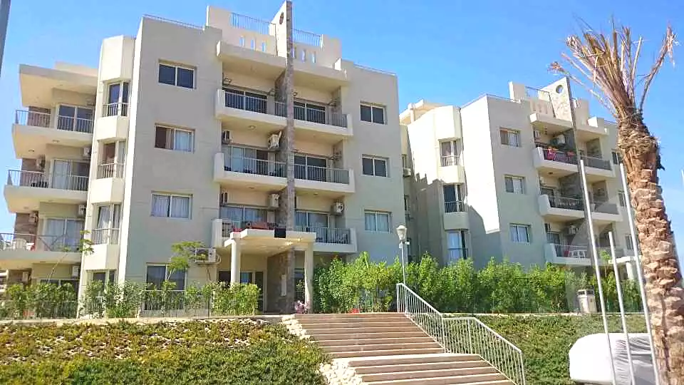 https://aqarmap.com.eg/en/listing/6831026-for-rent-cairo-el-sheikh-zayed-city-compounds-dh-drys