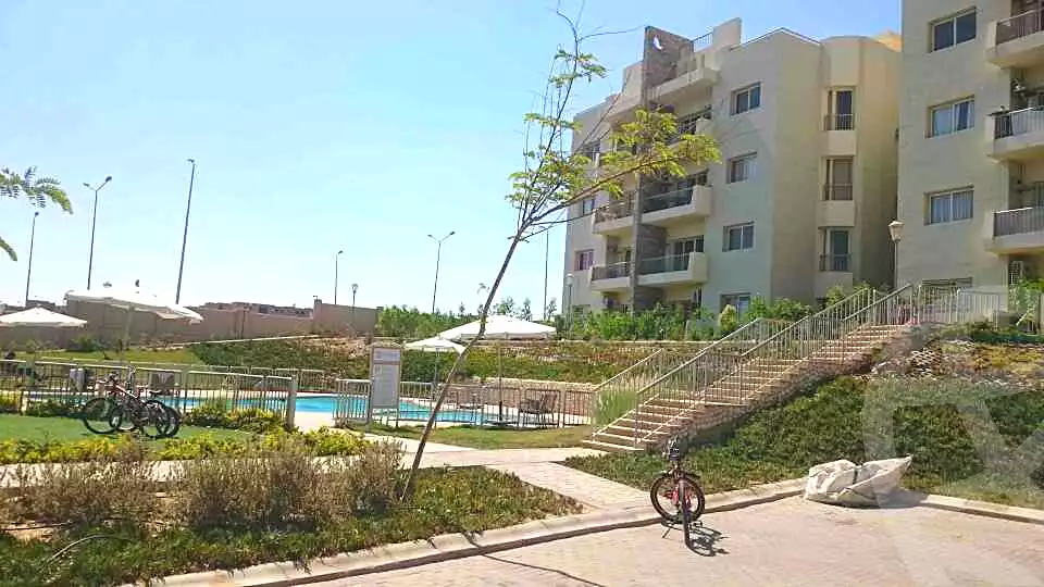 https://aqarmap.com.eg/en/listing/6831061-for-sale-cairo-el-sheikh-zayed-city-compounds-dh-drys