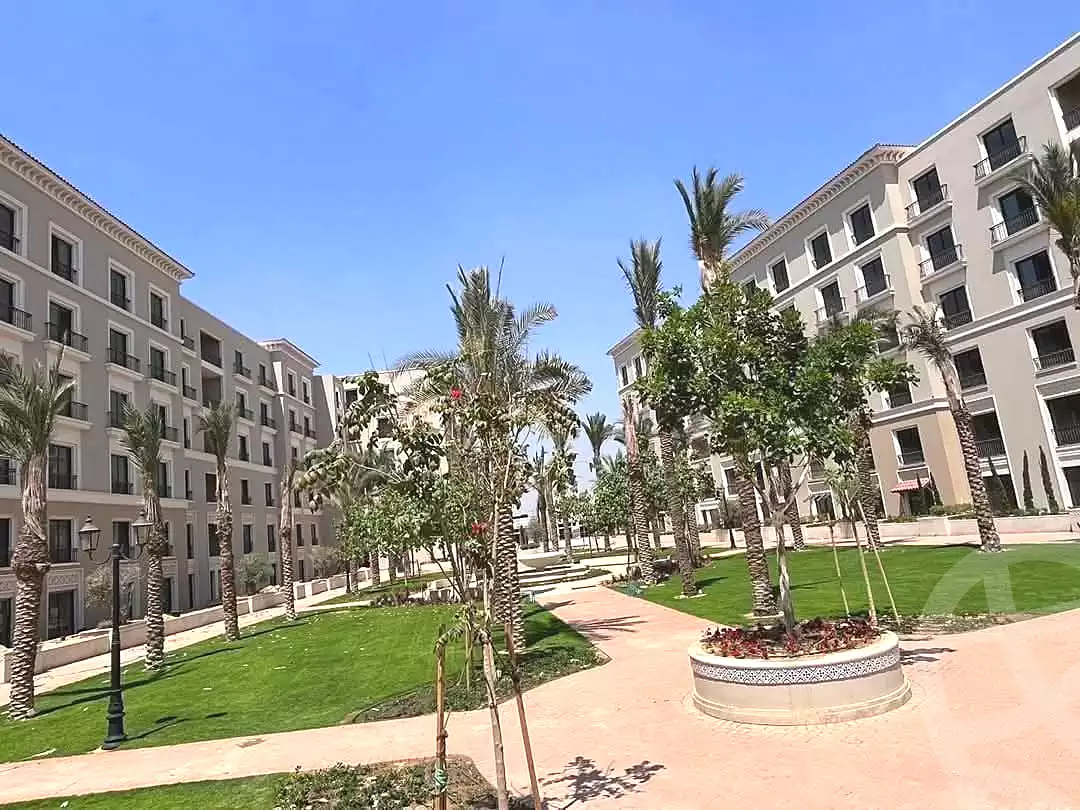 https://aqarmap.com.eg/ar/listing/6831054-for-sale-cairo-el-sheikh-zayed-city-compounds-kmbwnd-fyldj-wyst-dr-llttwyr