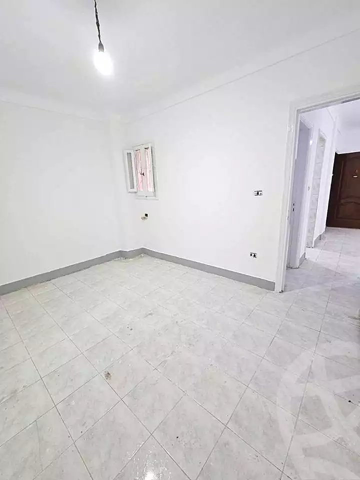 https://aqarmap.com.eg/ar/listing/6831227-for-sale-alexandria-sydy-bshr-sydy-bshr-bhry-shr-mhmwd-l-yswy