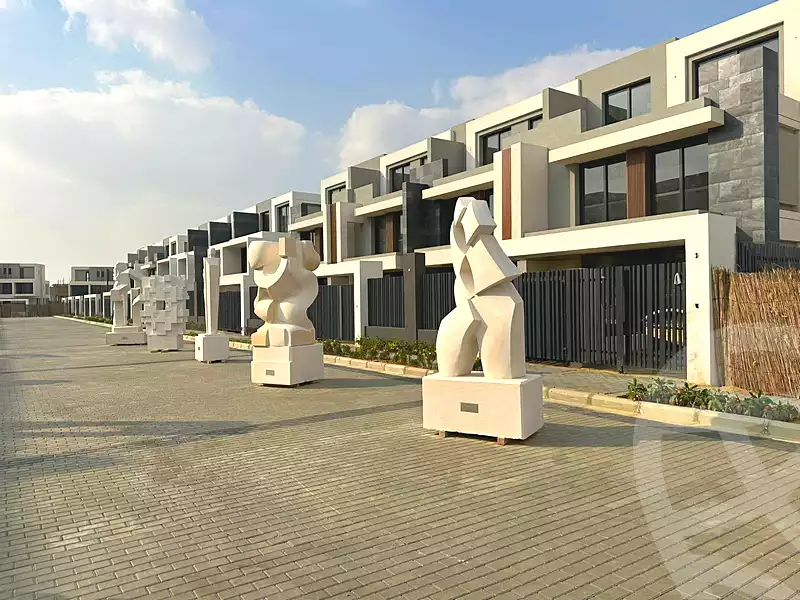 https://aqarmap.com.eg/ar/listing/6831314-for-sale-cairo-new-cairo-compounds-el-patio-town-compound-la-vista