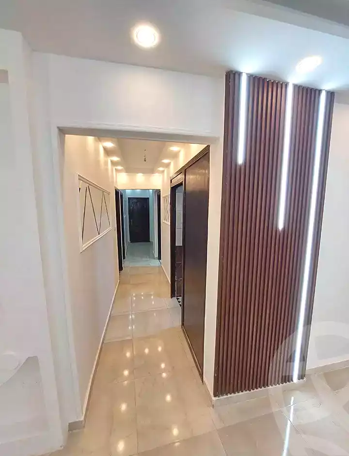 https://aqarmap.com.eg/ar/listing/6831393-for-sale-alexandria-sydy-bshr-sydy-bshr-bhry-gamal-abd-el-nasir-st
