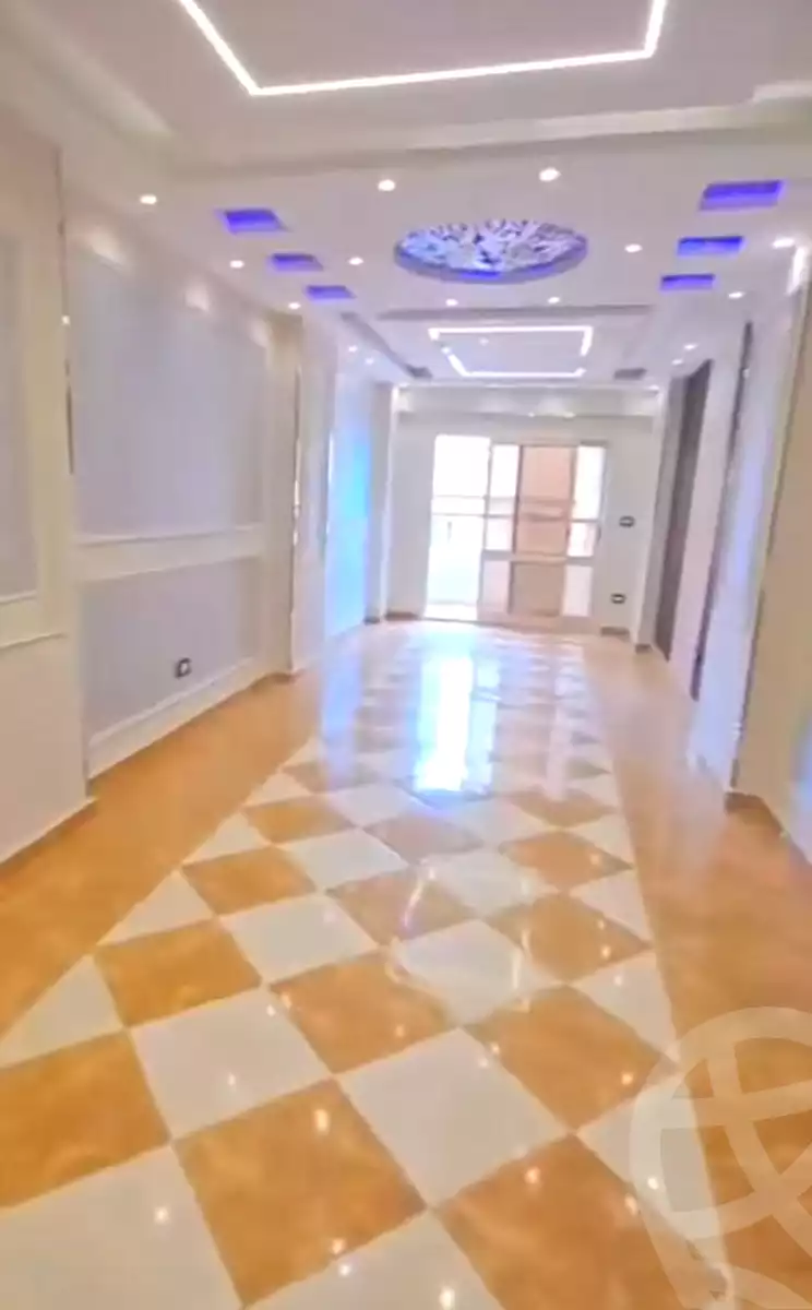 https://aqarmap.com.eg/ar/listing/6831608-for-sale-alexandria-sydy-bshr-sydy-bshr-bhry-shr-mhmwd-l-yswy