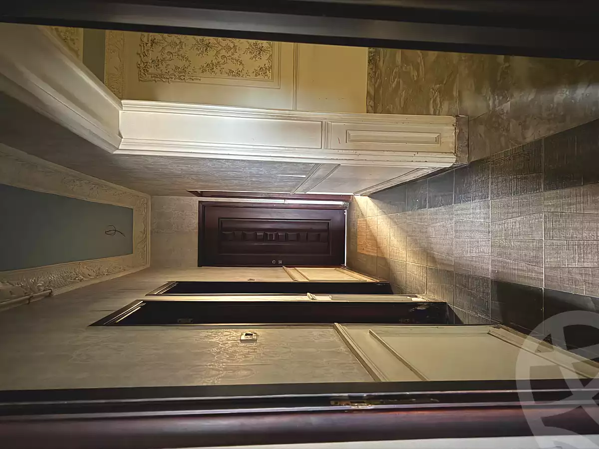 https://aqarmap.com.eg/ar/listing/6831741-for-sale-sharqia-zagazig-zagazig-city-tolba-awaida-st