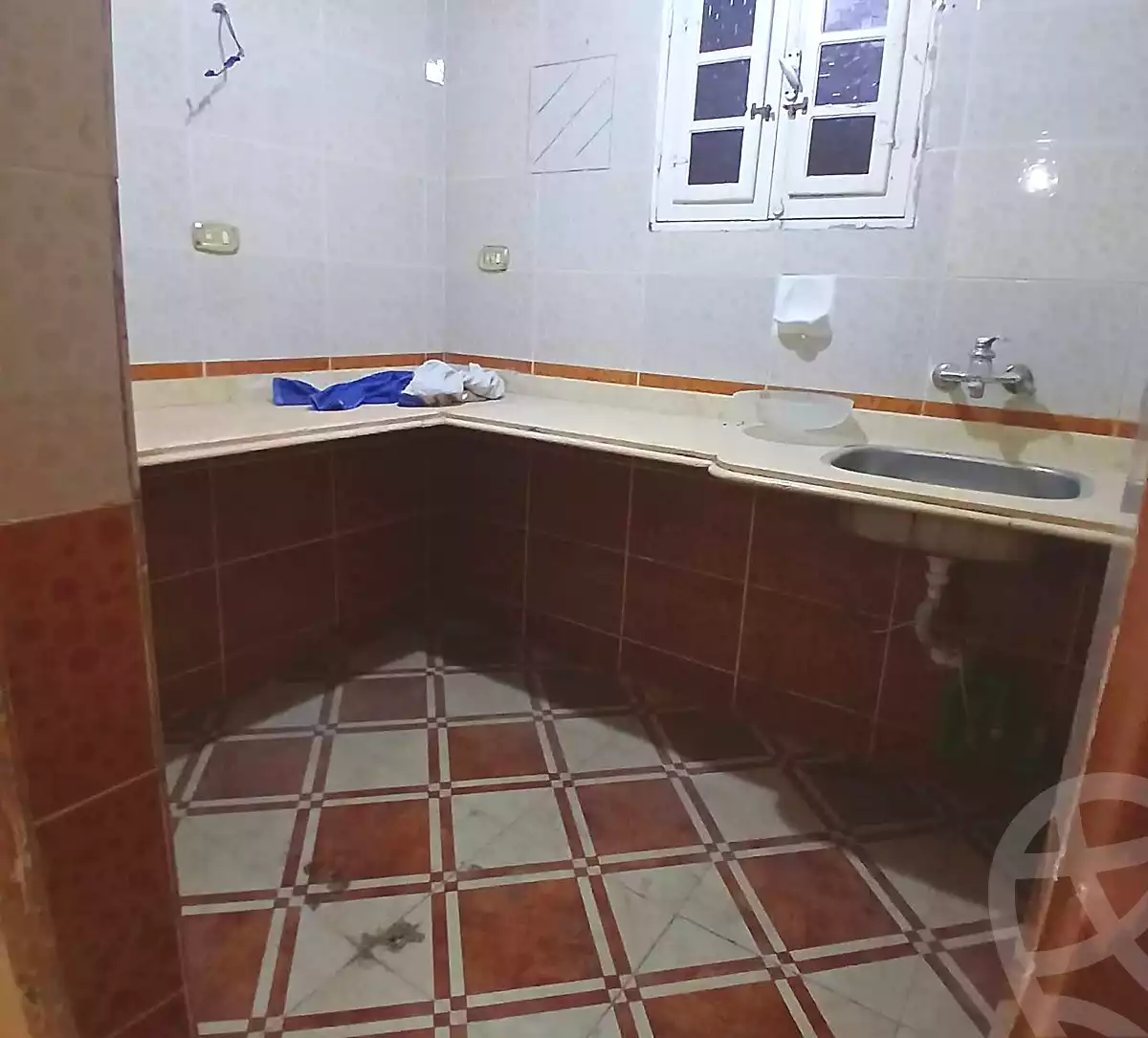 https://aqarmap.com.eg/en/listing/6832007-for-sale-alexandria-lsywf-el-falki