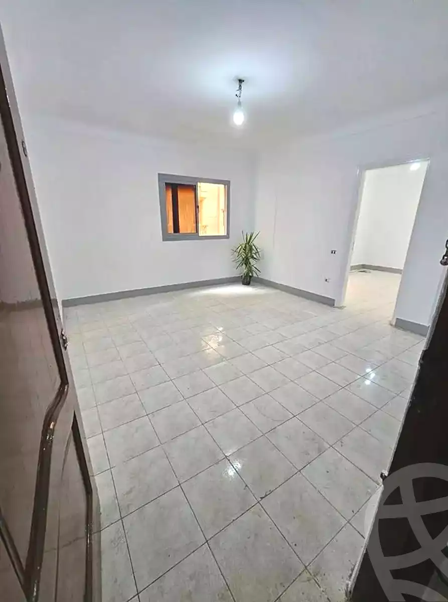 https://aqarmap.com.eg/ar/listing/6832211-for-sale-alexandria-sydy-bshr-sydy-bshr-bhry-amr-el-nogomy-st