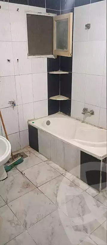 https://aqarmap.com.eg/en/listing/6832334-for-sale-alexandria-sydy-bshr-sydy-bshr-bhry-gamal-abd-el-nasir-st