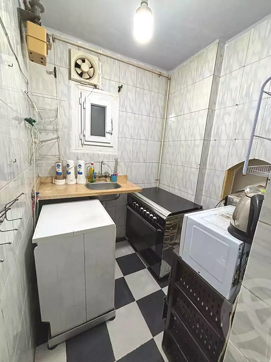 https://aqarmap.com.eg/en/listing/6832588-for-sale-alexandria-moharram-bey-othman-galal-st