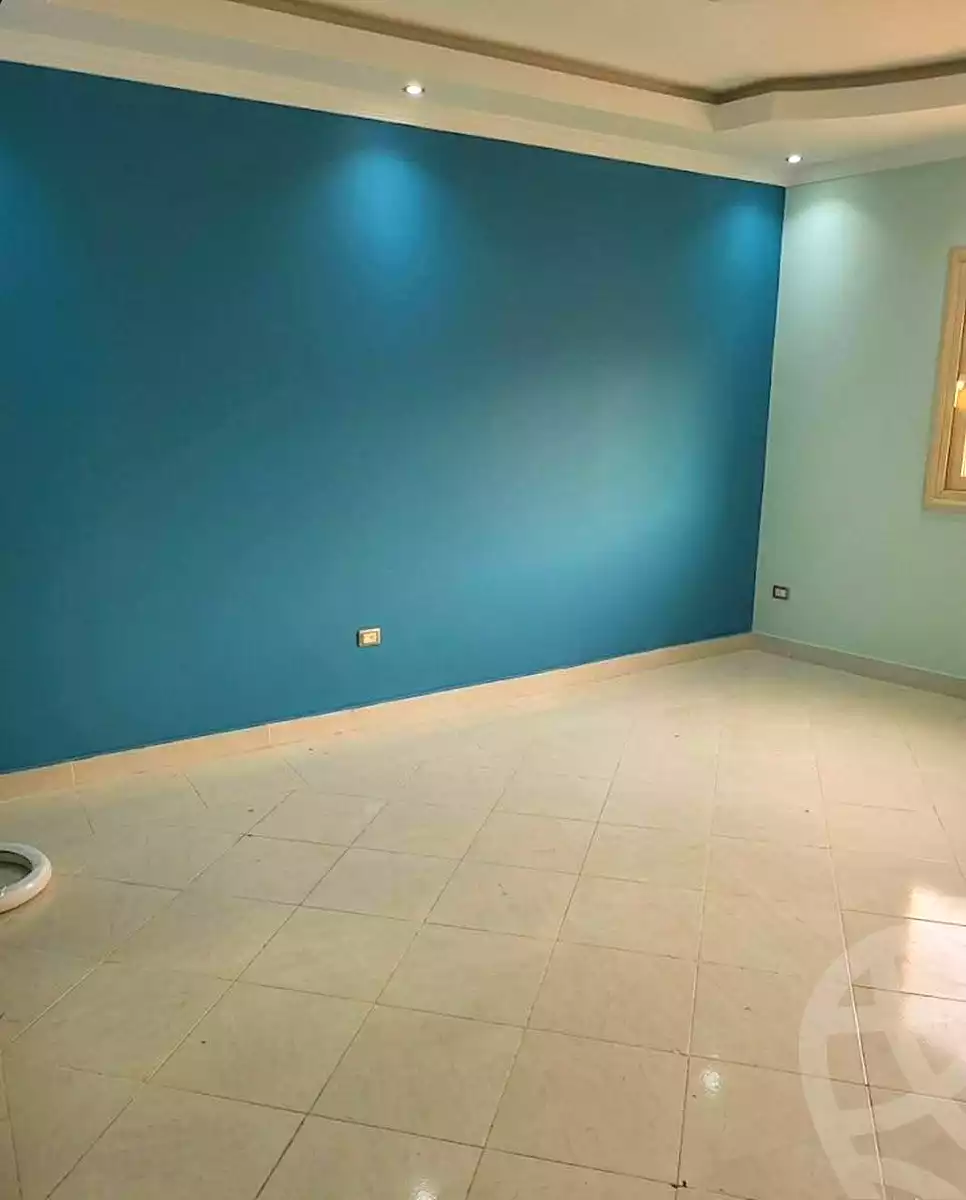 https://aqarmap.com.eg/en/listing/6833083-for-sale-cairo-helwan-hadayek-helwan-el-khashab-canal