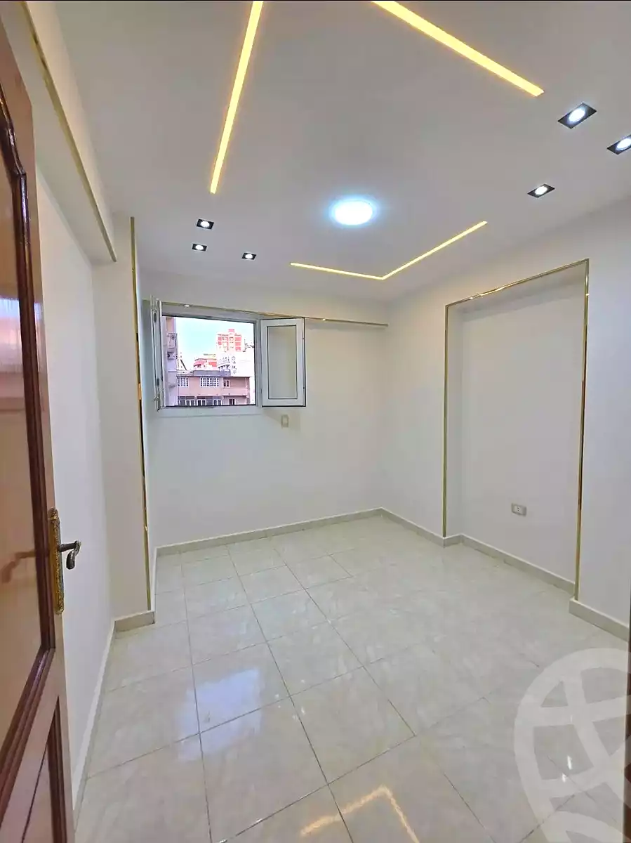 https://aqarmap.com.eg/ar/listing/6833751-for-sale-alexandria-sydy-bshr-sydy-bshr-bhry