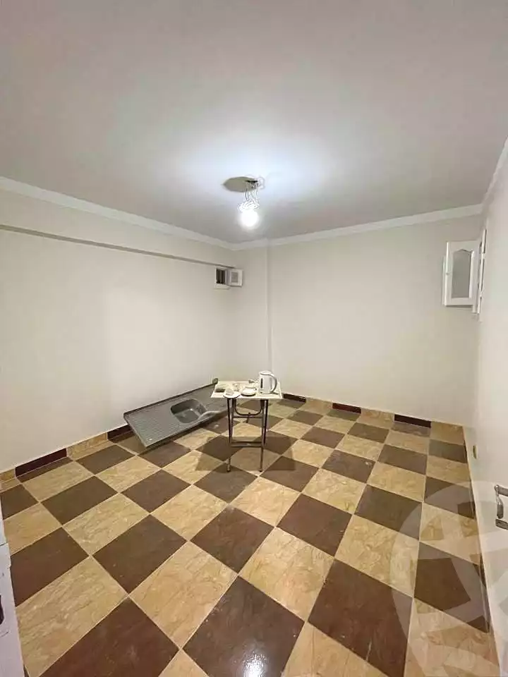https://aqarmap.com.eg/ar/listing/6833984-for-sale-alexandria-sydy-bshr-sydy-bshr-qbly-hassan-refaat-st