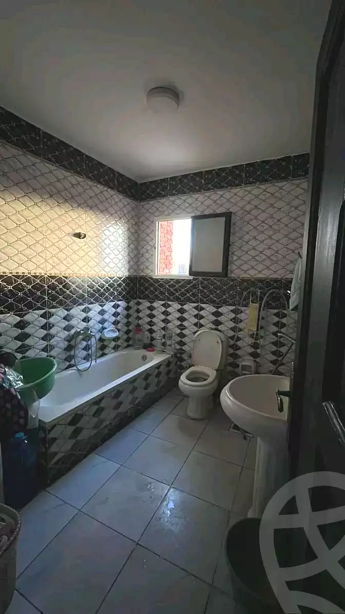 https://aqarmap.com.eg/en/listing/6834019-for-sale-alexandria-l-jmy-lbytsh-qased-kareem-st