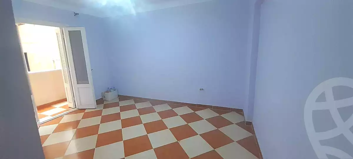 https://aqarmap.com.eg/en/listing/6834075-for-rent-alexandria-al-agamy-bw-ywsf