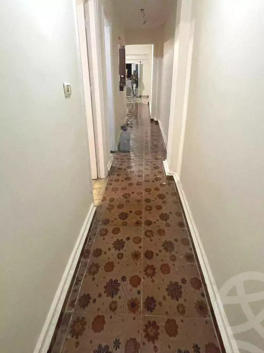 https://aqarmap.com.eg/ar/listing/6834616-for-sale-alexandria-l-jmy-lbytsh-el-reyad-st