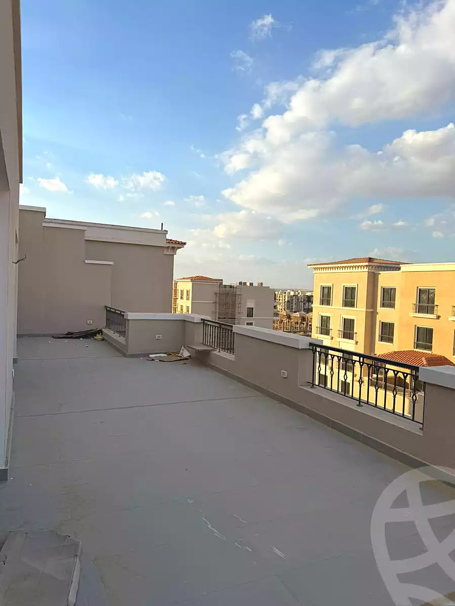 https://aqarmap.com.eg/en/listing/6835387-for-sale-cairo-el-sheikh-zayed-city-compounds-kmbwnd-fyldj-wyst-dr-llttwyr