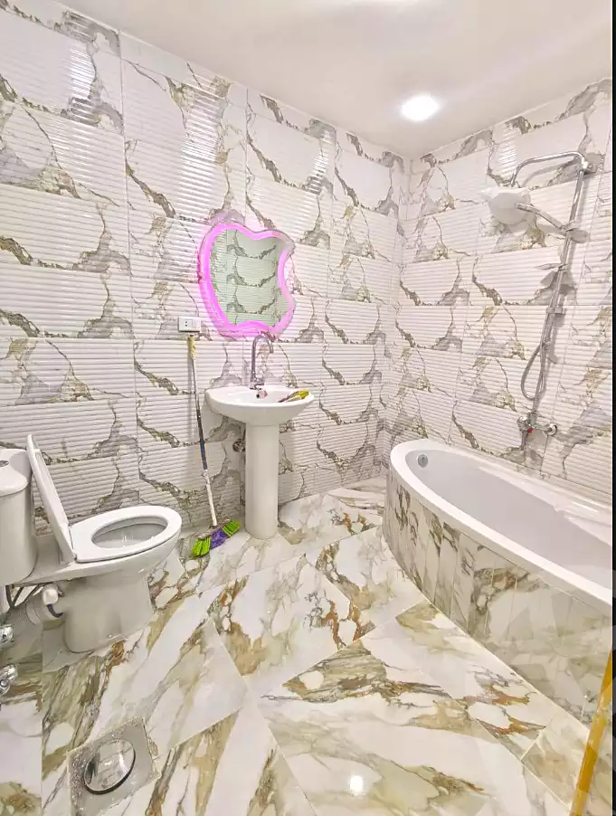https://aqarmap.com.eg/ar/listing/6835878-for-sale-alexandria-sydy-bshr-sydy-bshr-bhry-gamal-abd-el-nasir-st
