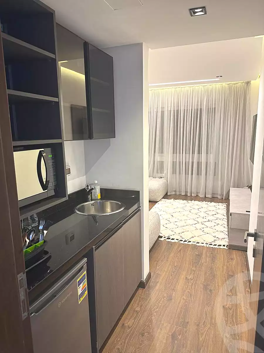 https://aqarmap.com.eg/en/listing/6836881-for-sale-cairo-el-sheikh-zayed-city-compounds-etapa