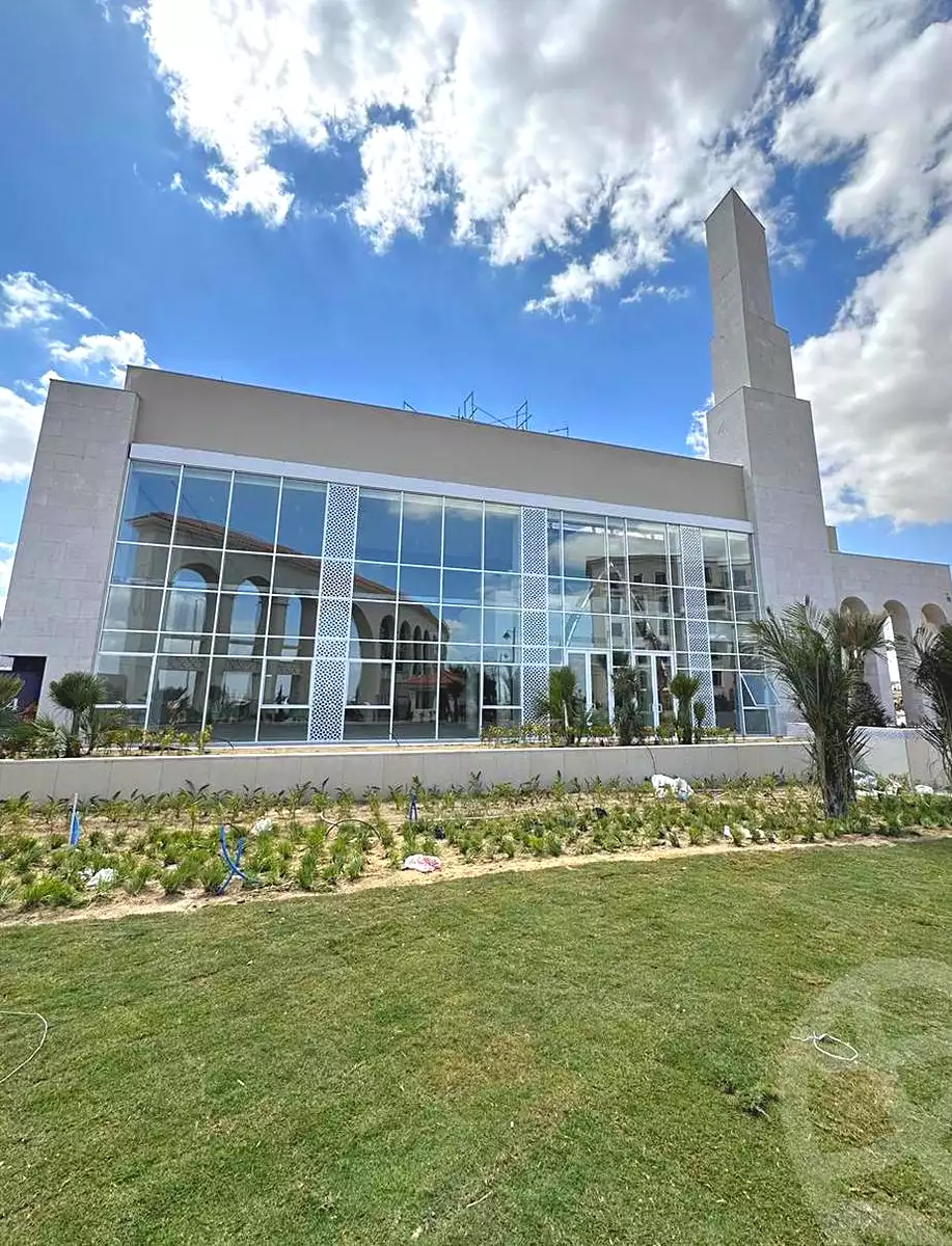 https://aqarmap.com.eg/en/listing/6837546-for-sale-cairo-el-sheikh-zayed-city-compounds-kmbwnd-fyldj-wyst-dr-llttwyr