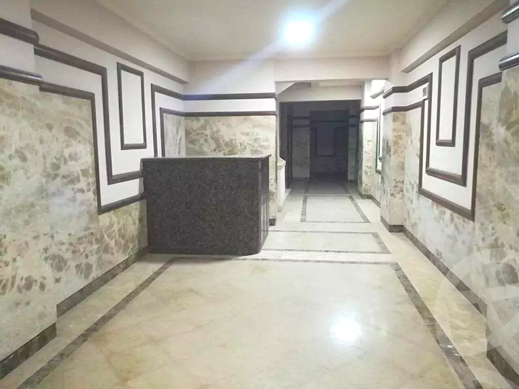 https://aqarmap.com.eg/ar/listing/6837883-for-sale-alexandria-lauran-shr-bw-qyr-tryq-lhry