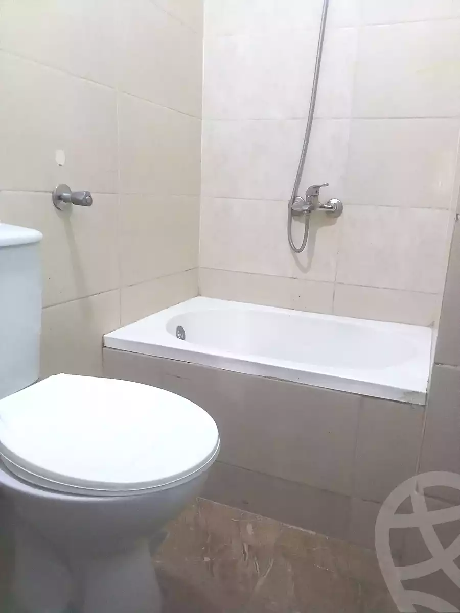 https://aqarmap.com.eg/en/listing/6838147-for-sale-alexandria-al-agamy-el-hanouvel