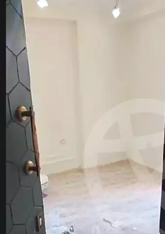 https://aqarmap.com.eg/ar/listing/6838215-for-sale-alexandria-el-asafra-shr-45