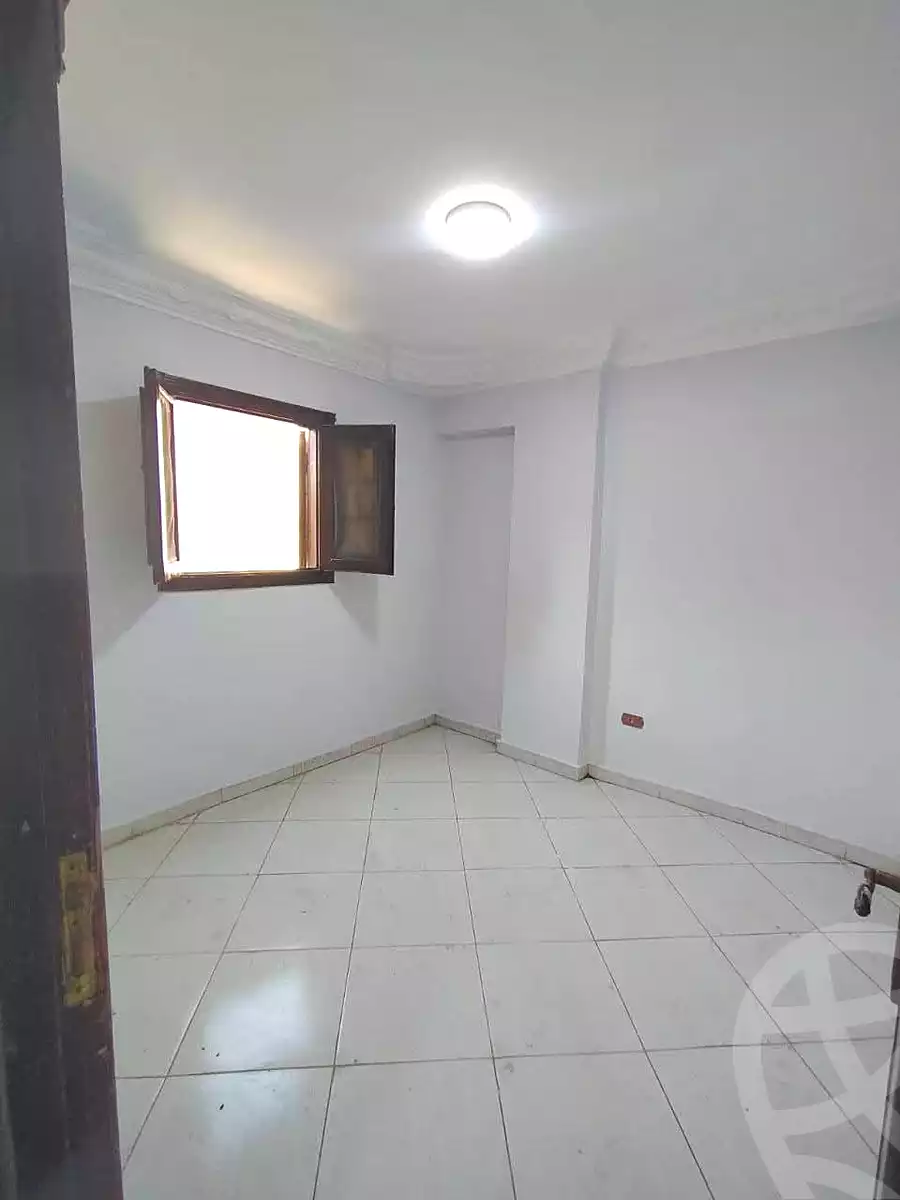 https://aqarmap.com.eg/ar/listing/6838260-for-sale-alexandria-lsywf-el-falki