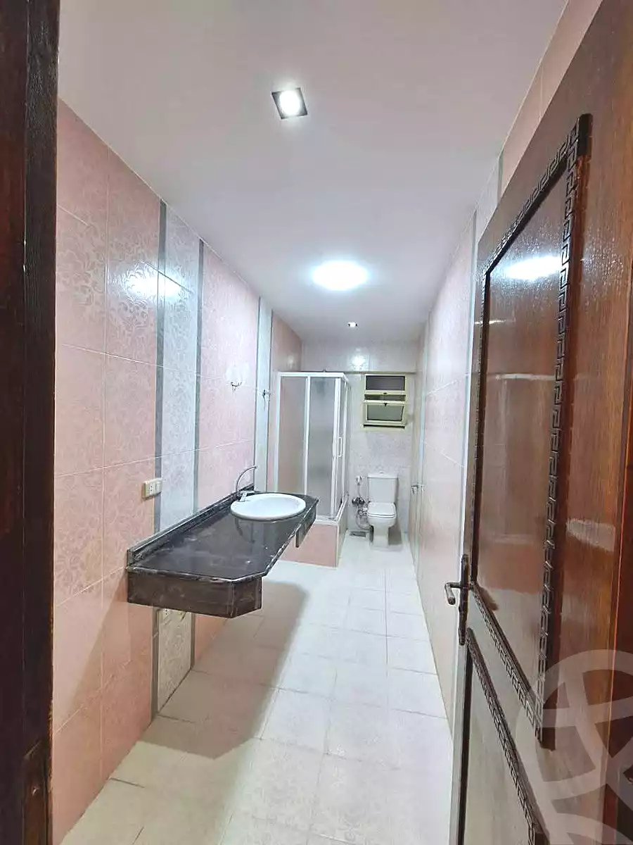 https://aqarmap.com.eg/ar/listing/6838276-for-sale-alexandria-sydy-bshr-sydy-bshr-bhry