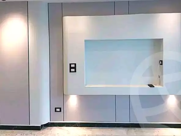 https://aqarmap.com.eg/ar/listing/6838304-for-sale-alexandria-el-saraya-el-geish-rd