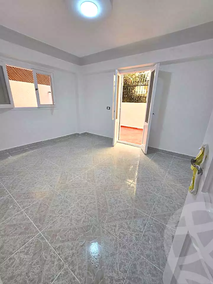 https://aqarmap.com.eg/ar/listing/6838312-for-sale-alexandria-al-agamy-shataa-el-nakheel