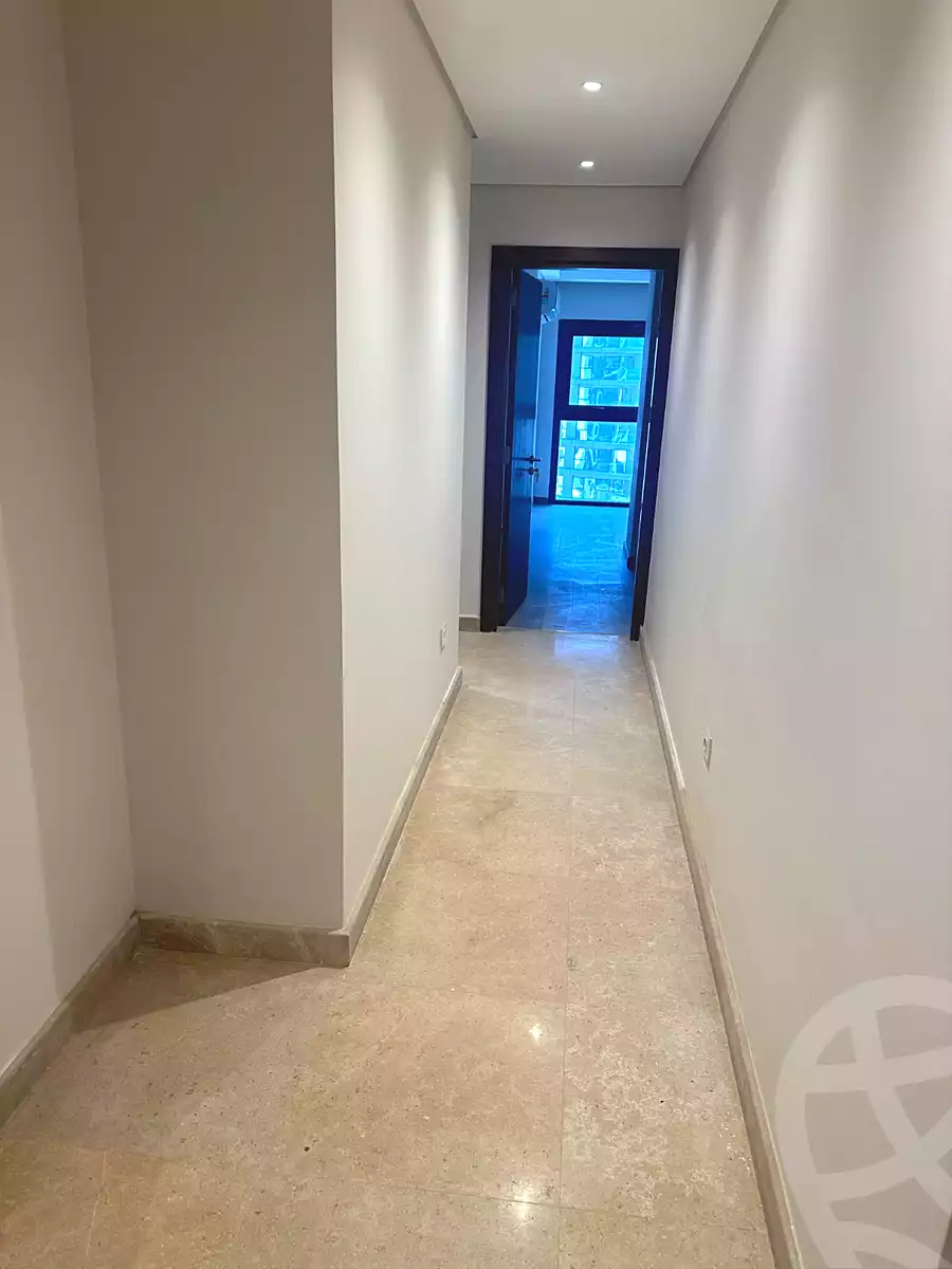 https://aqarmap.com.eg/ar/listing/6839159-for-sale-cairo-el-sheikh-zayed-city-compounds-zyd-wr-llttwyr-z-tower