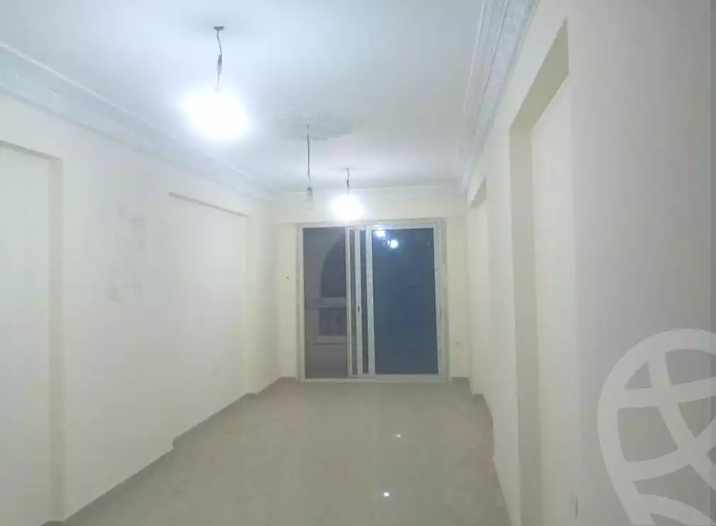 https://aqarmap.com.eg/ar/listing/6839327-for-rent-alexandria-new-miami-eskot