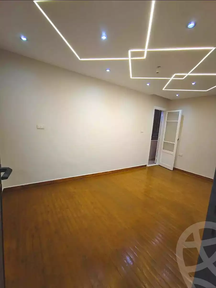 https://aqarmap.com.eg/en/listing/6839603-for-sale-alexandria-camp-cesar