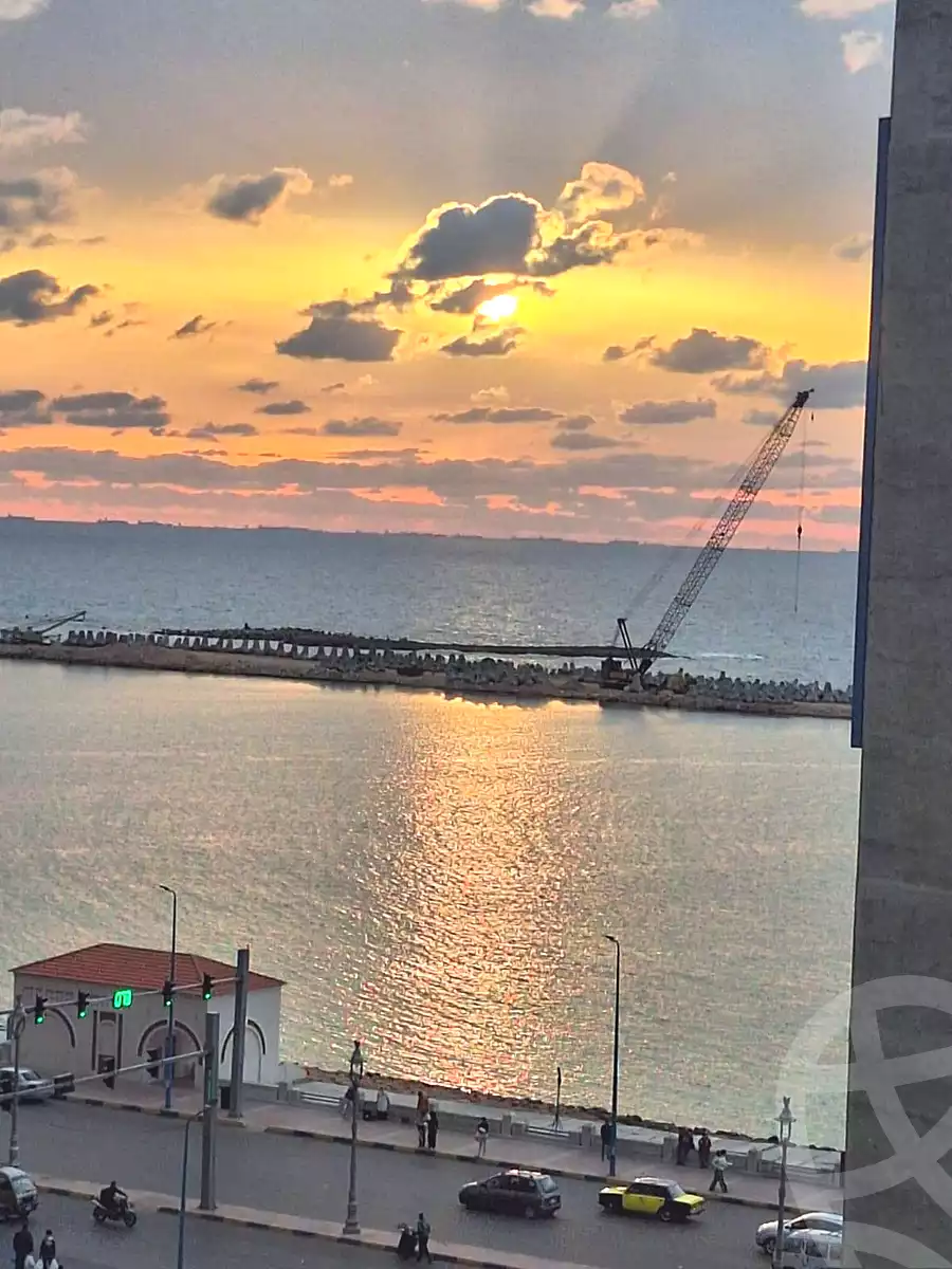 https://aqarmap.com.eg/ar/listing/6839801-for-sale-alexandria-sydy-bshr-sydy-bshr-bhry-khalil-hamada-st