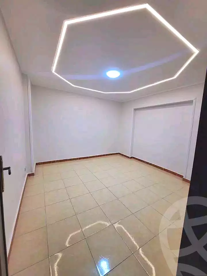 https://aqarmap.com.eg/ar/listing/6840095-for-sale-alexandria-sydy-bshr-sydy-bshr-bhry-street-16