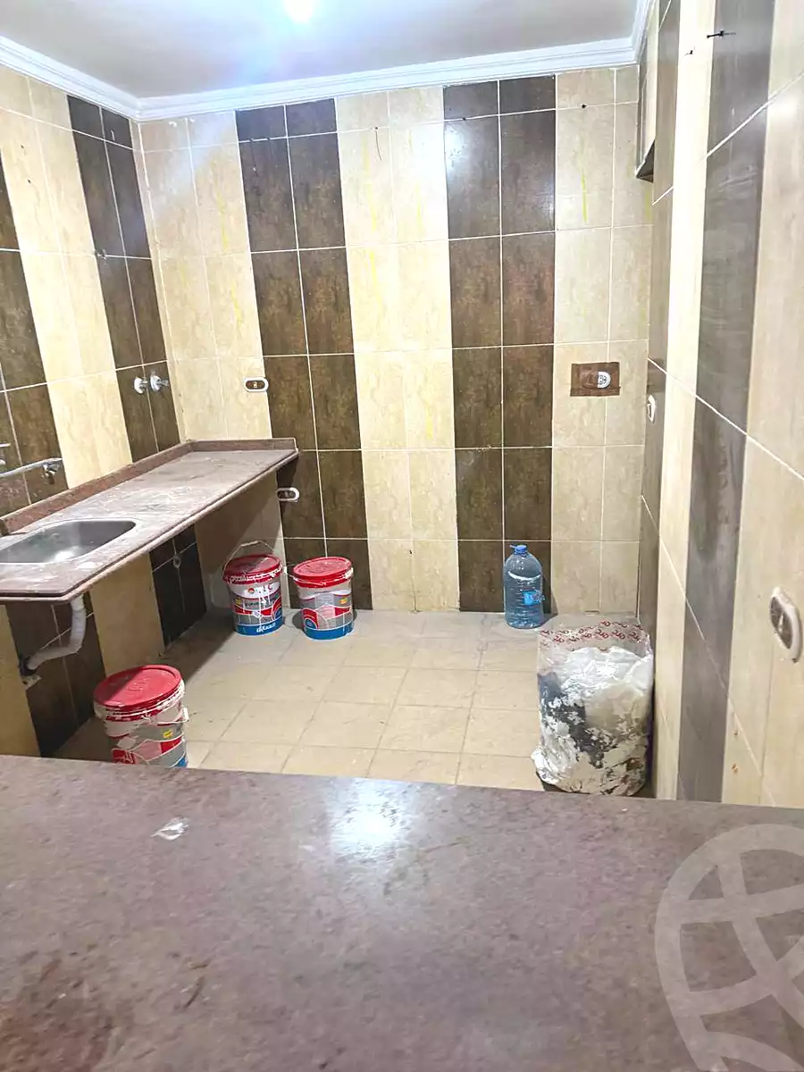 https://aqarmap.com.eg/ar/listing/6840122-for-rent-alexandria-el-asafra-salman-el-farsi-st