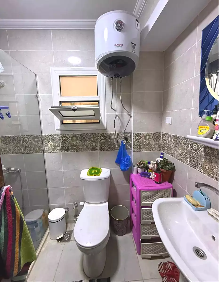 https://aqarmap.com.eg/ar/listing/6840984-for-sale-alexandria-sydy-bshr-sydy-bshr-bhry-shr-mhmwd-l-yswy
