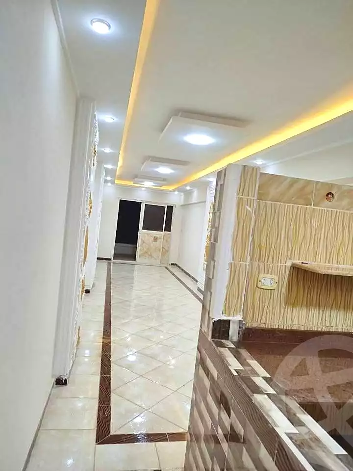 https://aqarmap.com.eg/ar/listing/6841702-for-rent-alexandria-al-agamy-bw-ywsf