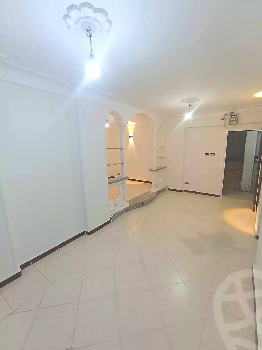 https://aqarmap.com.eg/en/listing/6841954-for-sale-alexandria-lsywf-el-falki