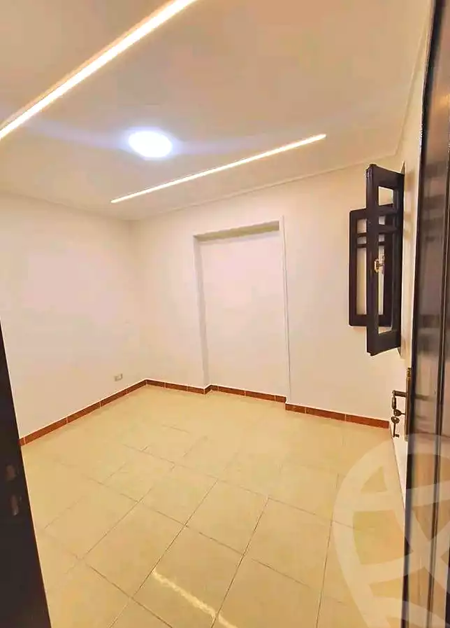 https://aqarmap.com.eg/en/listing/6842383-for-sale-alexandria-sydy-bshr-sydy-bshr-bhry-street-16