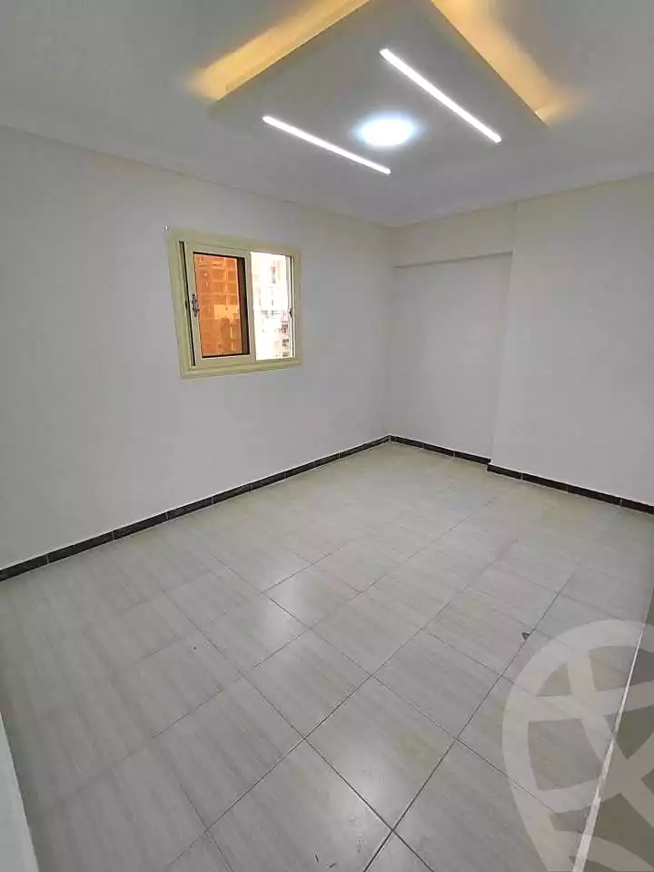 https://aqarmap.com.eg/ar/listing/6842728-for-sale-alexandria-sydy-bshr-sydy-bshr-bhry-shr-mhmwd-l-yswy