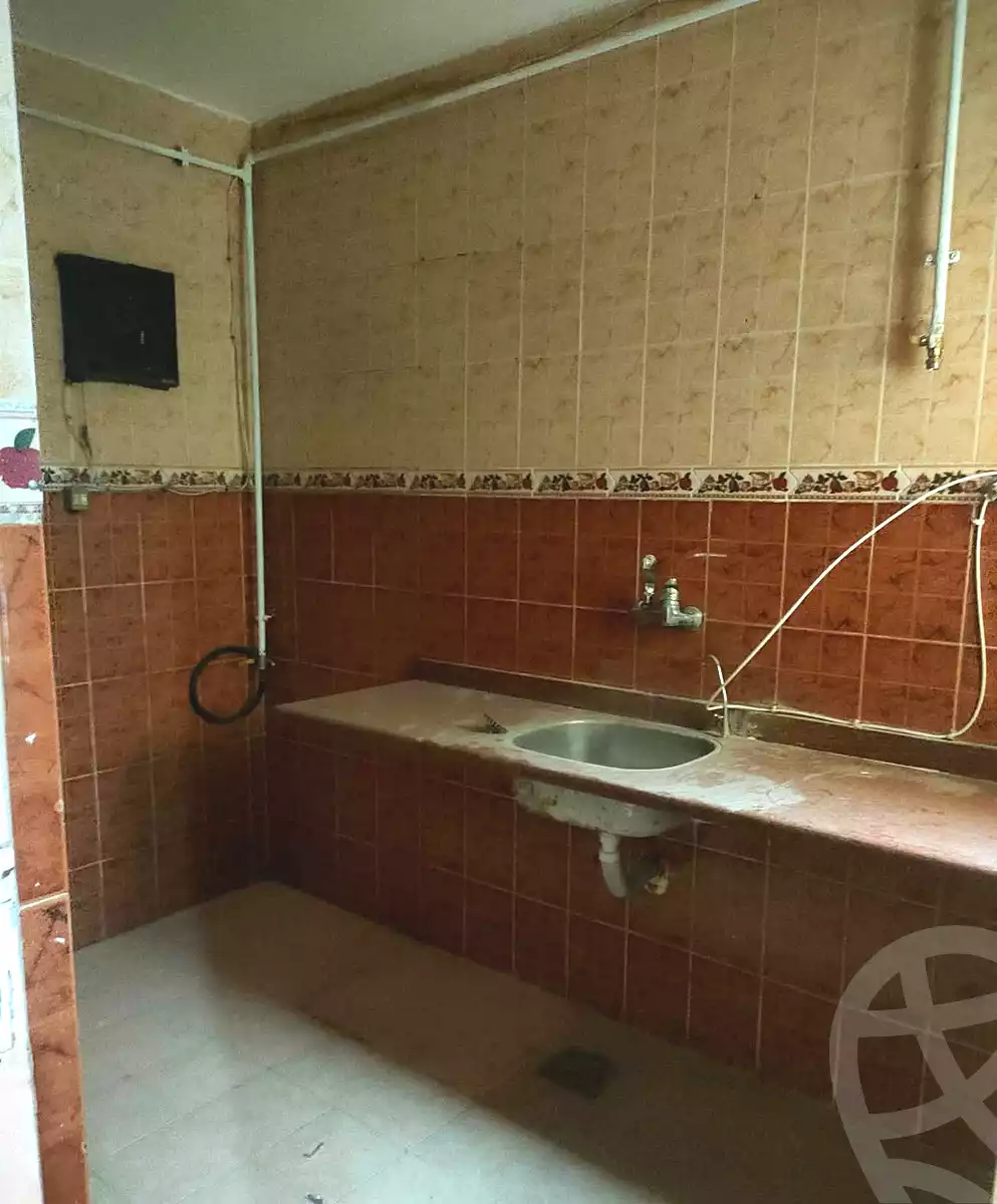 https://aqarmap.com.eg/en/listing/6842745-for-sale-alexandria-al-agamy-el-hanouvel-abd-el-moneam-gaber-st