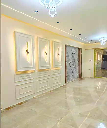 https://aqarmap.com.eg/ar/listing/6843637-for-sale-alexandria-al-agamy-bw-ywsf