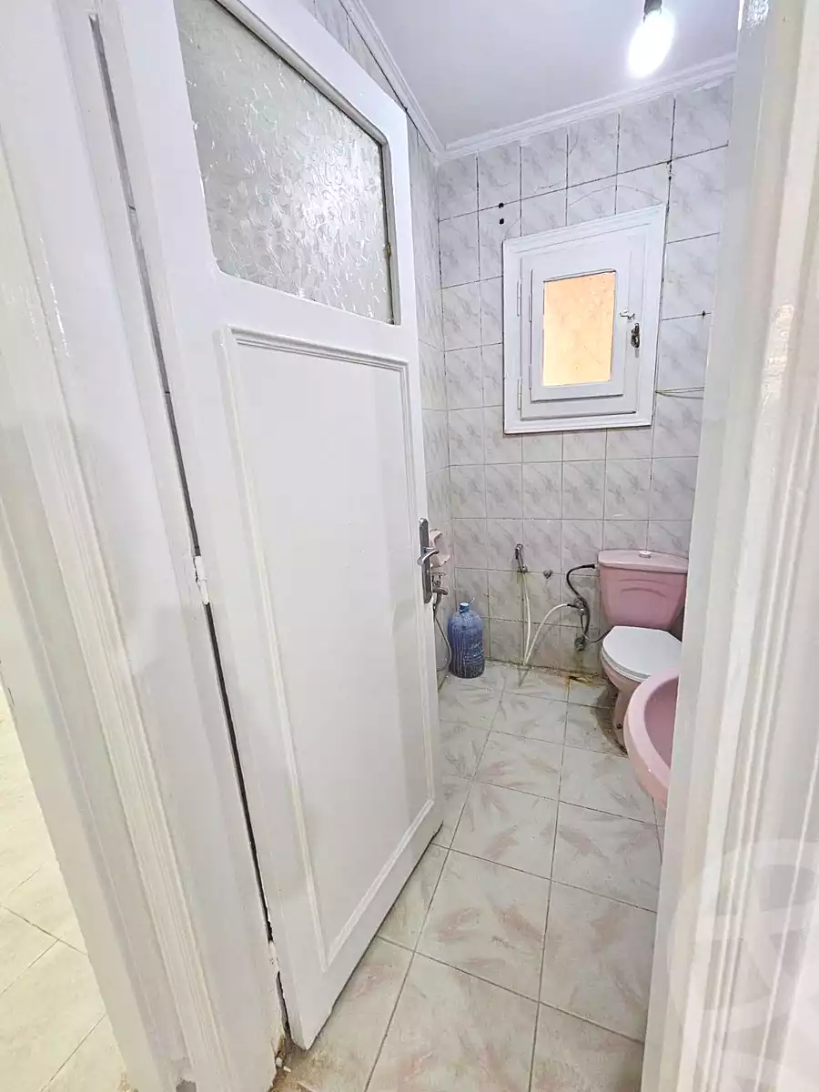 https://aqarmap.com.eg/ar/listing/6843646-for-sale-alexandria-sydy-bshr-sydy-bshr-bhry-shr-mhmwd-l-yswy
