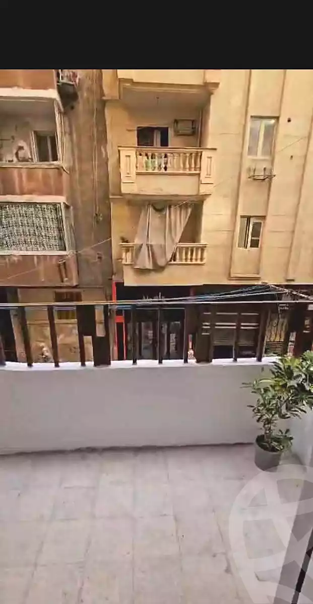 https://aqarmap.com.eg/en/listing/6843856-for-sale-alexandria-sydy-bshr-sydy-bshr-bhry-amr-el-nogomy-st