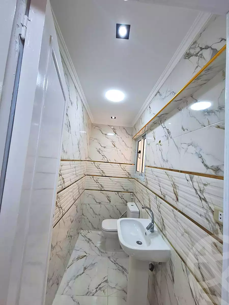 https://aqarmap.com.eg/ar/listing/6843983-for-sale-alexandria-sydy-bshr-sydy-bshr-bhry-shr-mhmwd-l-yswy