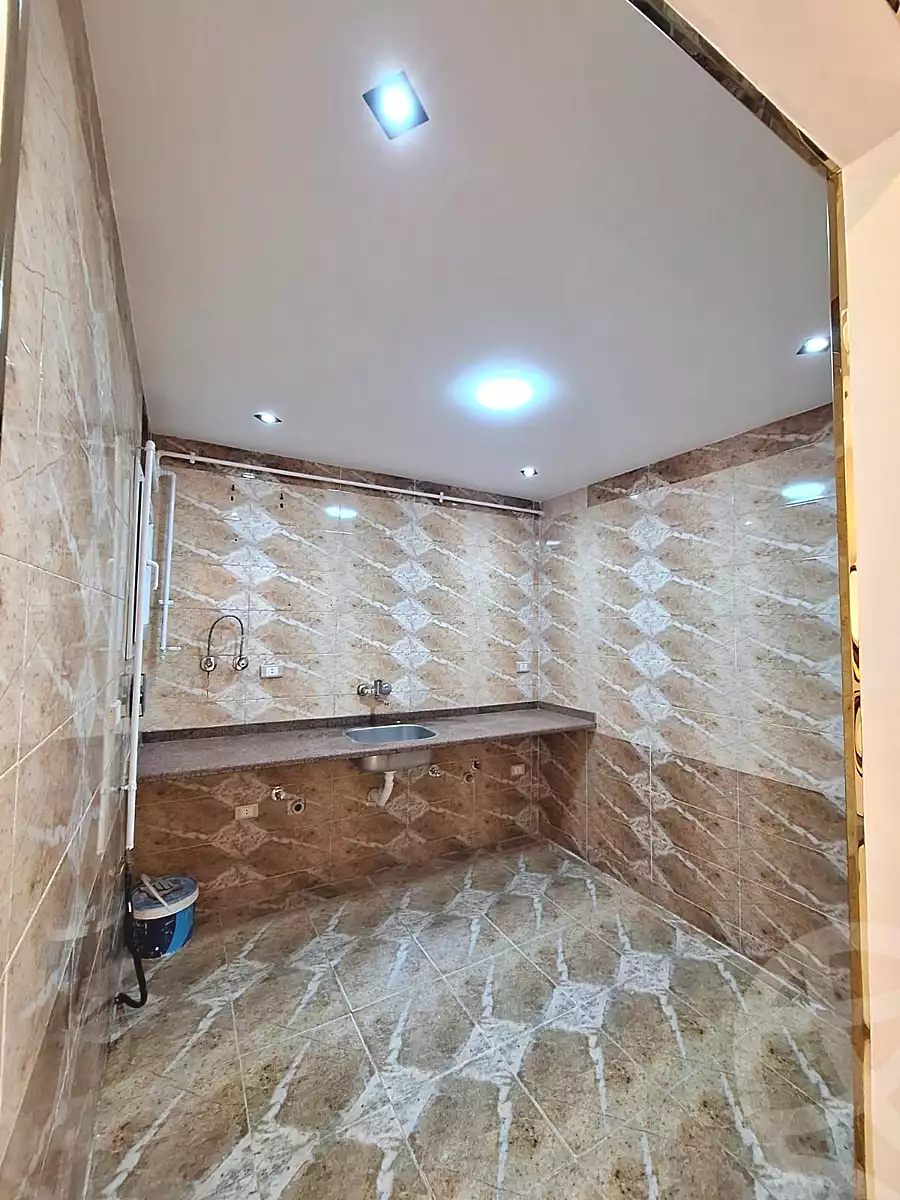 https://aqarmap.com.eg/ar/listing/6843995-for-sale-alexandria-sydy-bshr-sydy-bshr-bhry-shr-mhmwd-l-yswy