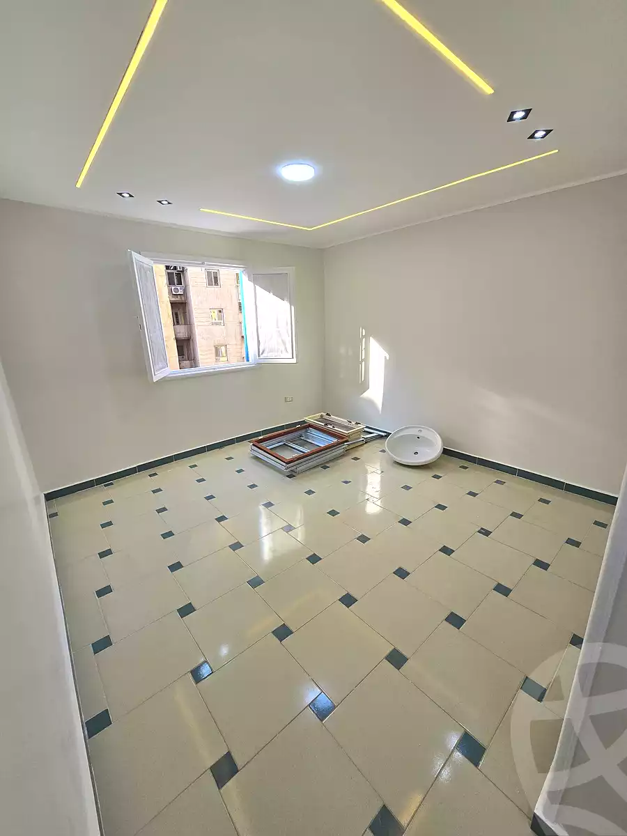 https://aqarmap.com.eg/ar/listing/6844215-for-sale-alexandria-miami-mahmoud-el-isawy-st